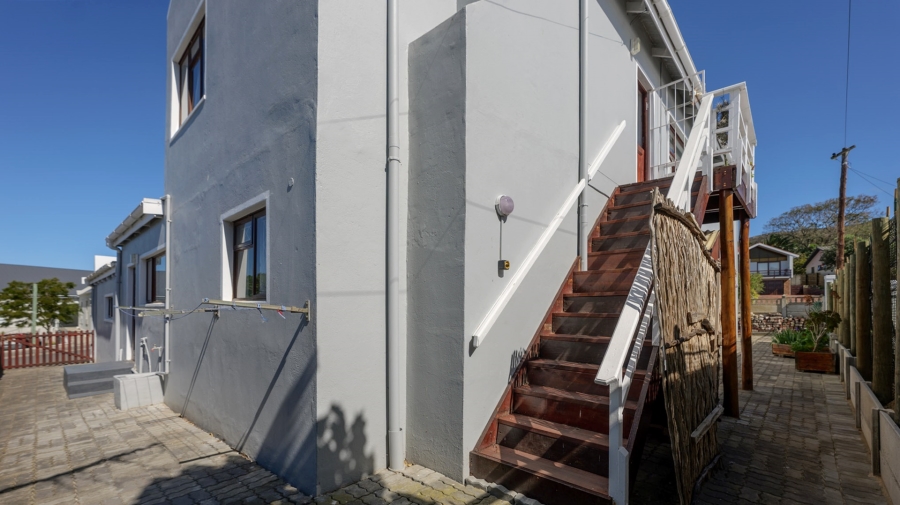 5 Bedroom Property for Sale in Bredasdorp Western Cape